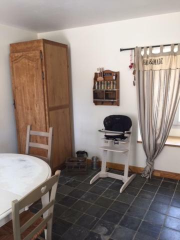 La Maison De Lucien, Au Coeur Du Vignoble Chablisien Prehy